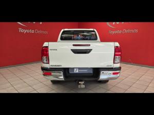 Toyota Hilux 2.4 GD-6 Raider X 4X4 automaticD/C - Image 5