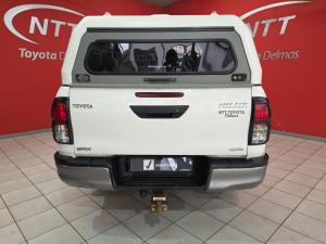 Toyota Hilux 2.4 GD-6 SRX 4X4 automaticD/C - Image 5