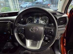 Toyota Hilux 2.4 GD-6 RB Raider automaticD/C - Image 8