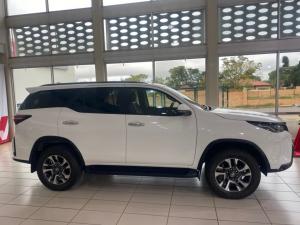Toyota Fortuner 2.4GD-6 Raised Body automatic - Image 3