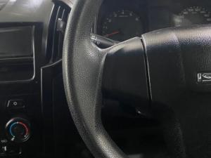 Isuzu D-MAX 250C Fleetside S/C - Image 9