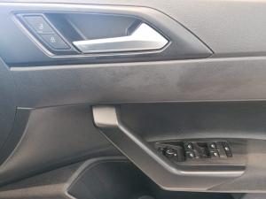 Volkswagen Polo 1.0 TSI - Image 11
