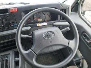 Toyota Coaster 2.8D GL automatic 23 Seater B/S - Image 8