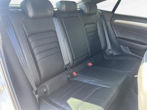 Volkswagen Arteon 2.0TSI 4Motion R-Line - Image 15