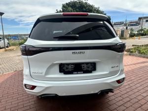 Isuzu mu-X 3.0TD LS - Image 11