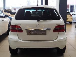 Mercedes-Benz B-Class B200 Turbo - Image 3