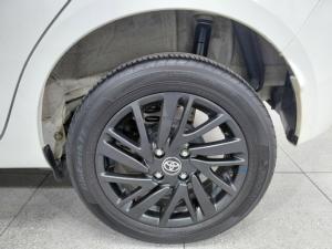 Toyota Vitz 1.0 XR manual - Image 13