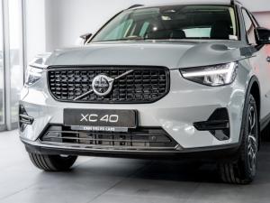 Volvo XC40 B4 Plus Dark - Image 14