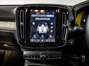 Volvo XC40 B4 Plus Dark - Image 16