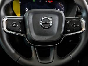 Volvo XC40 B4 Plus Dark - Image 21