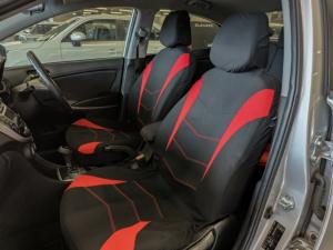 Hyundai Accent hatch 1.6 Fluid auto - Image 8