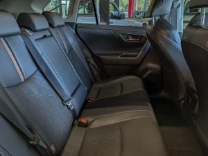 Toyota RAV4 2.5 Hybrid GX-R E-Four - Image 10