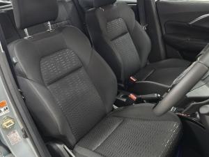 Suzuki Swift 1.2 GLX auto - Image 9