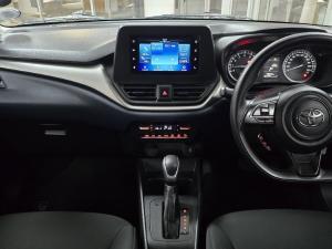 Toyota Starlet 1.5 XS auto - Image 9