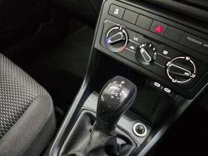 Volkswagen T-Cross 1.0TSI auto - Image 8