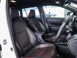 Toyota Corolla Cross 1.8 GR-Sport - Image 12