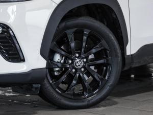 Toyota Corolla Cross 1.8 GR-Sport - Image 4