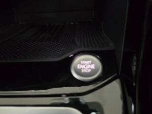 Volkswagen T-Roc 2.0TSI 4Motion R-Line - Image 20