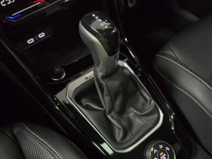 Volkswagen T-Roc 2.0TSI 4Motion R-Line - Image 21