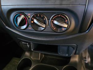 Nissan Navara 2.5DDTi single cab XE - Image 12
