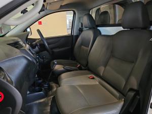 Nissan Navara 2.5DDTi single cab XE - Image 6