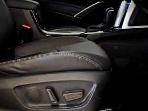 Toyota Corolla Cross 1.8 Hybrid XR - Image 13