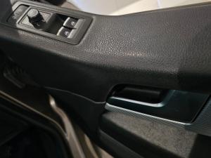 Volkswagen Caravelle 2.0BiTDI Highline - Image 12