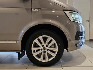 Volkswagen Caravelle 2.0BiTDI Highline - Image 18