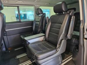 Volkswagen Caravelle 2.0BiTDI Highline - Image 9