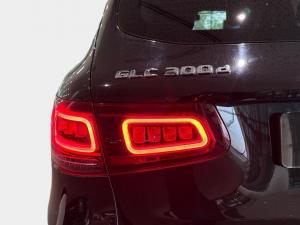 Mercedes-Benz GLC GLC300d 4Matic - Image 16