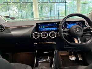 Mercedes-Benz GLA GLA200 Progressive - Image 11