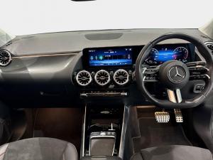 Mercedes-Benz GLA GLA200 Progressive - Image 13