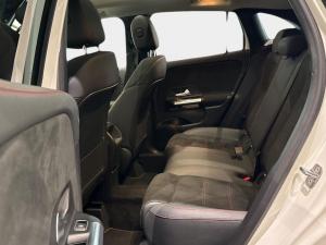 Mercedes-Benz GLA GLA200 Progressive - Image 15