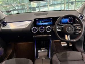 Mercedes-Benz GLA GLA200 Progressive - Image 11