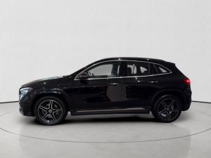 Mercedes-Benz GLA GLA200 Progressive - Image 4