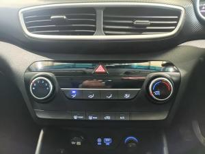 Hyundai Tucson 2.0 Premium auto - Image 13