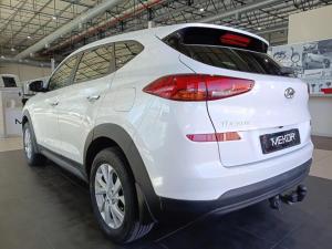Hyundai Tucson 2.0 Premium auto - Image 4