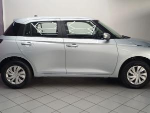 Suzuki Swift 1.2 GL - Image 8