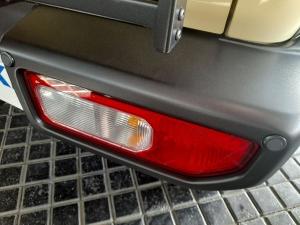 Suzuki Jimny 1.5 GLX AllGrip 3-door auto - Image 17