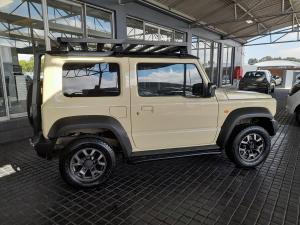 Suzuki Jimny 1.5 GLX AllGrip 3-door auto - Image 8