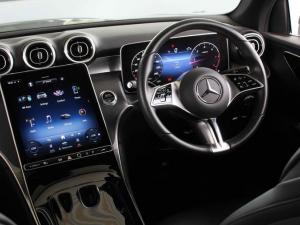 Mercedes-Benz GLC GLC300d 4Matic Avantgarde - Image 16