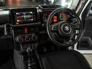 Suzuki Jimny 1.5 GLX AllGrip 3-door manual - Image 21