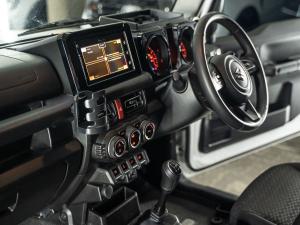 Suzuki Jimny 1.5 GLX AllGrip 3-door manual - Image 23