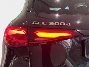 Mercedes-Benz GLC GLC300d 4Matic Avantgarde - Image 14