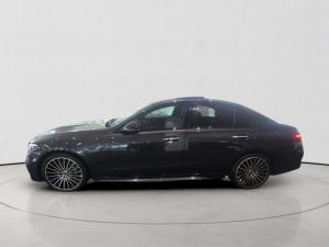 Mercedes-Benz C-Class C200 AMG Line - Image 4