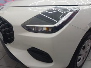 Suzuki Swift 1.2 GL - Image 14