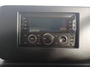 Suzuki Swift 1.2 GL - Image 17