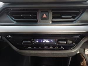 Suzuki Swift 1.2 GL - Image 18