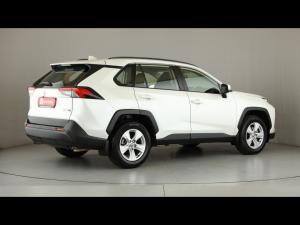 Toyota RAV4 2.0 GX auto - Image 2