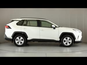 Toyota RAV4 2.0 GX auto - Image 3